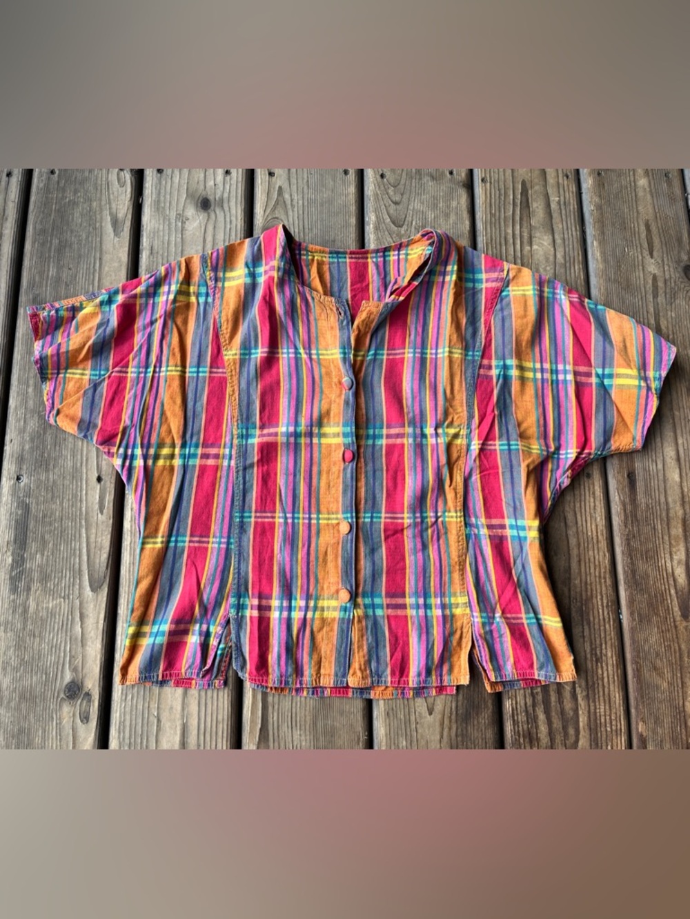 Women’s Vintage C&A Colorful button up shirts